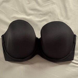 Calvin Klein - Strapless Black Molded Cup Bra